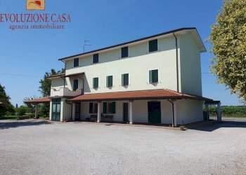 Foto 1 - Independent house strada della grappetta
 
105, Staranzano - photo 1