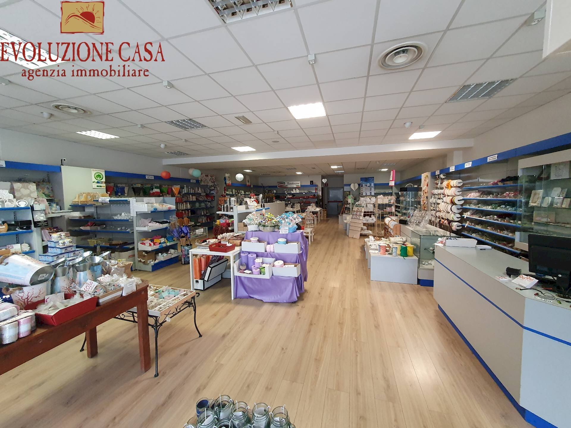 Foto 1 - Commercial Premises tina modotti
 
10, Fiumicello Villa Vicentina - photo 1