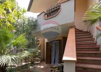 Scale - Villa a Schiera Narbolia - foto 3