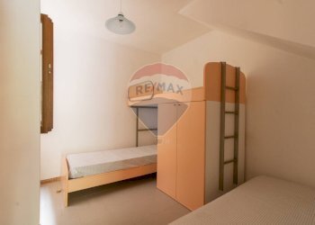 Camera / camera da letto - Villa a Schiera Narbolia - foto 18