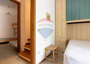 Camera / camera da letto - Villa a Schiera Narbolia - foto 24