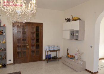 Foto 11 - Villa Via L. Einaudi
 
1, Talla - foto 10