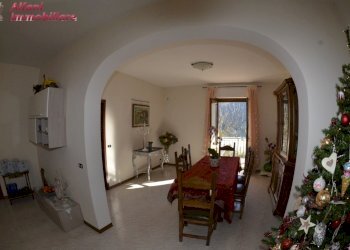 Foto 16 - Villa Via L. Einaudi
 
1, Talla - foto 15