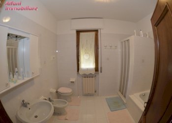 Foto 43 - Villa Via L. Einaudi
 
1, Talla - foto 42