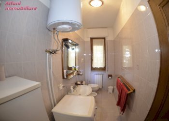 Foto 46 - Villa Via L. Einaudi
 
1, Talla - foto 45