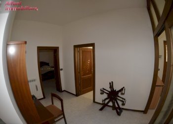 Foto 58 - Villa Via L. Einaudi
 
1, Talla - foto 57