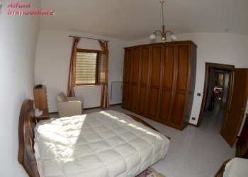 Foto 62 - Villa Via L. Einaudi
 
1, Talla - foto 61