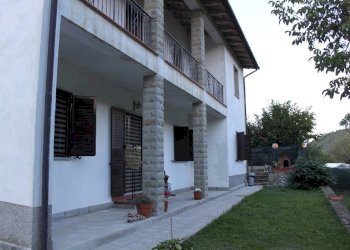 Foto 79 - Villa Via L. Einaudi
 
1, Talla - foto 74