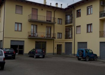 Foto 2 - Magazzino Via Bixio, Poppi - foto 2