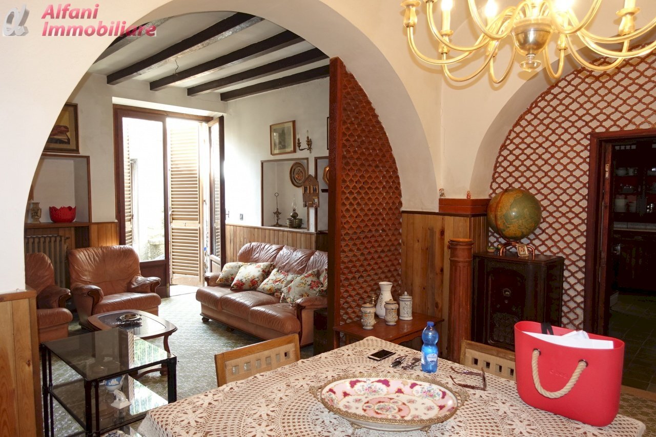 Foto 2 - Casa indipendente Via V.Emanuele
15, Castel Focognano - foto 2