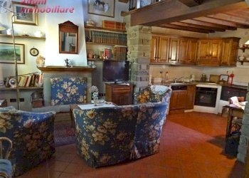 Foto 6 - Quadrilocale Piazza Paolo Uccello
 
22, Pratovecchio Stia - foto 6