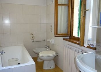 Foto 18 - Quadrilocale Piazza Paolo Uccello
 
22, Pratovecchio Stia - foto 18