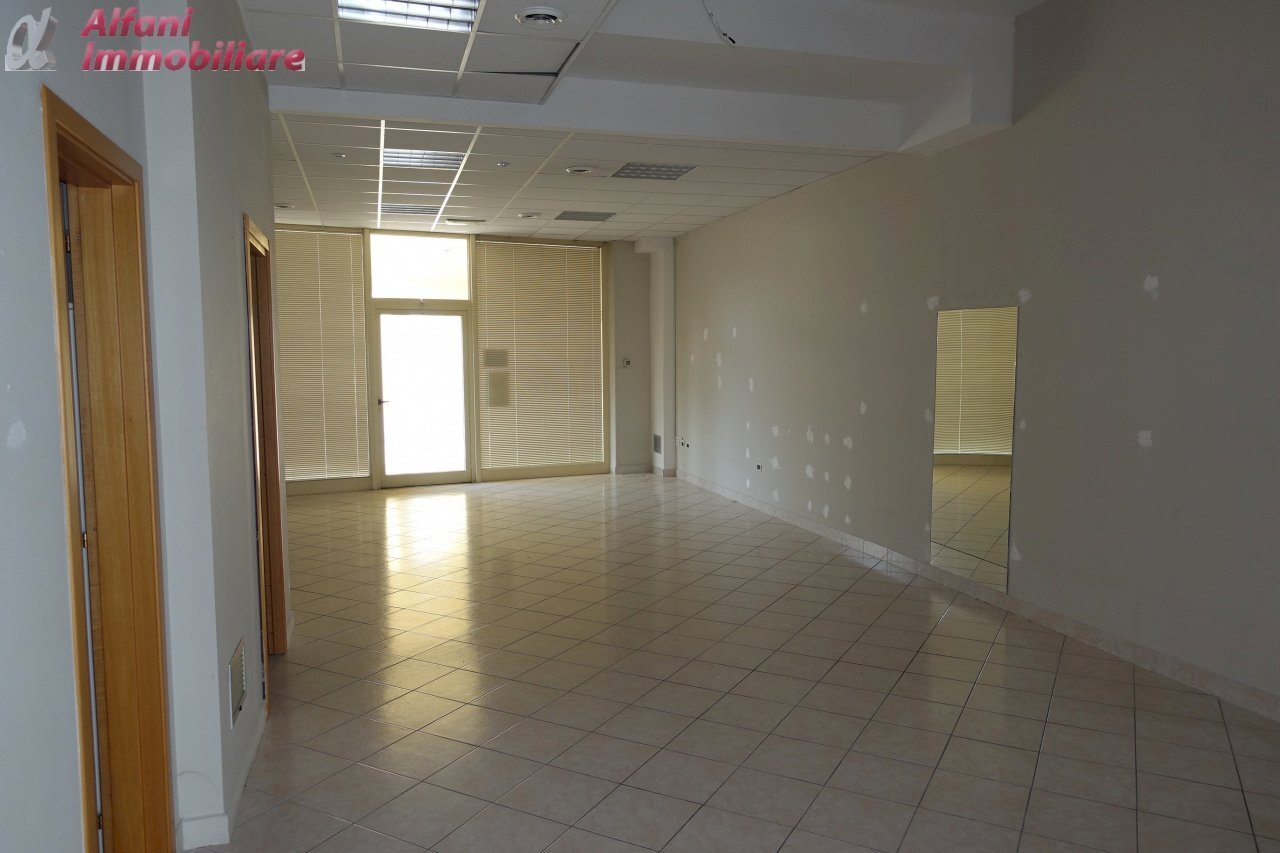 Foto 1 - Locale Commerciale LOC. PALAZZETTO, Bibbiena - foto 1