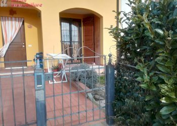 Foto 2 - Trilocale Loc. Poggio D'Acona
29/1, Subbiano - foto 2