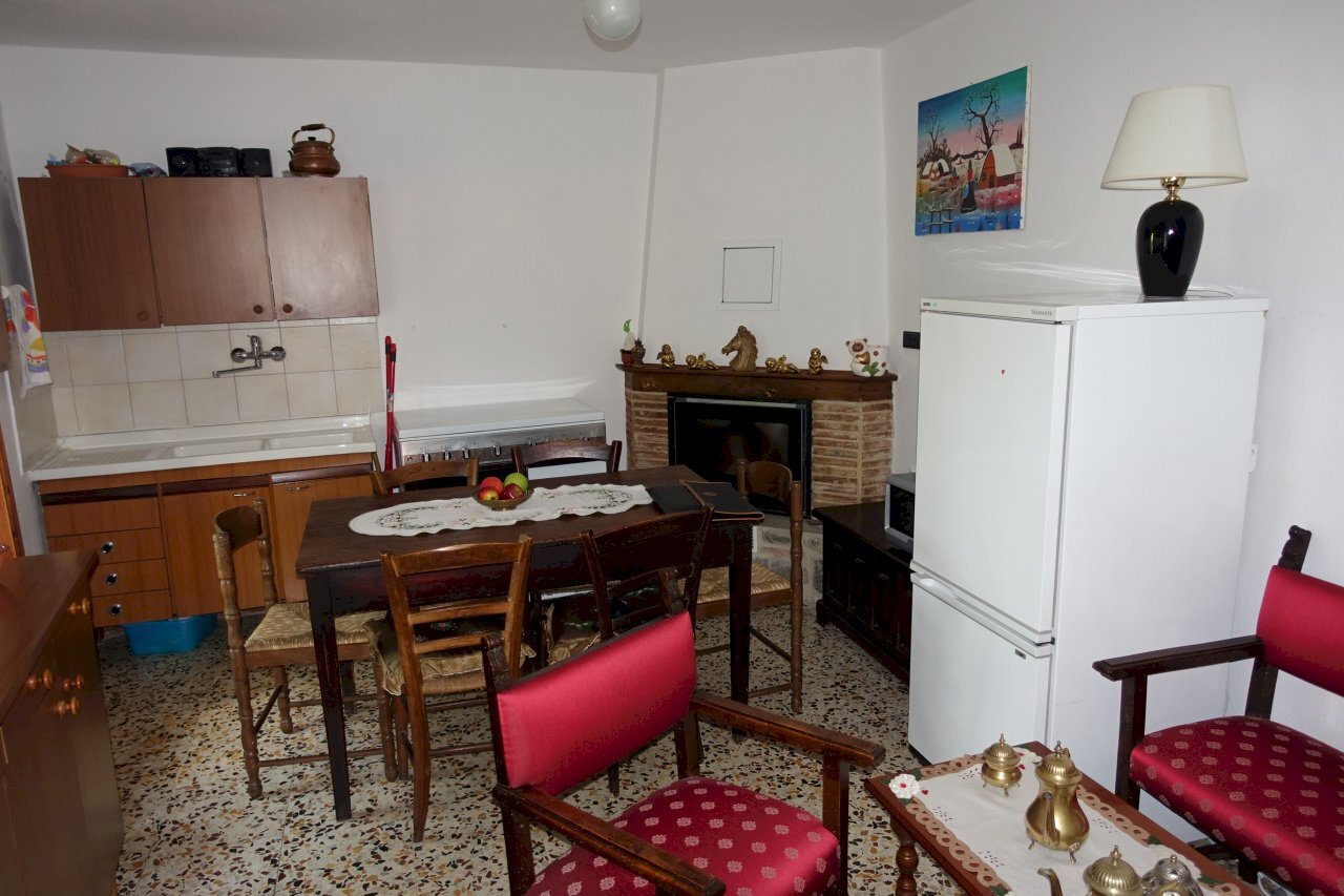 Foto 3 - Two-room apartment località Sarna
 
29, Chiusi della Verna - photo 3