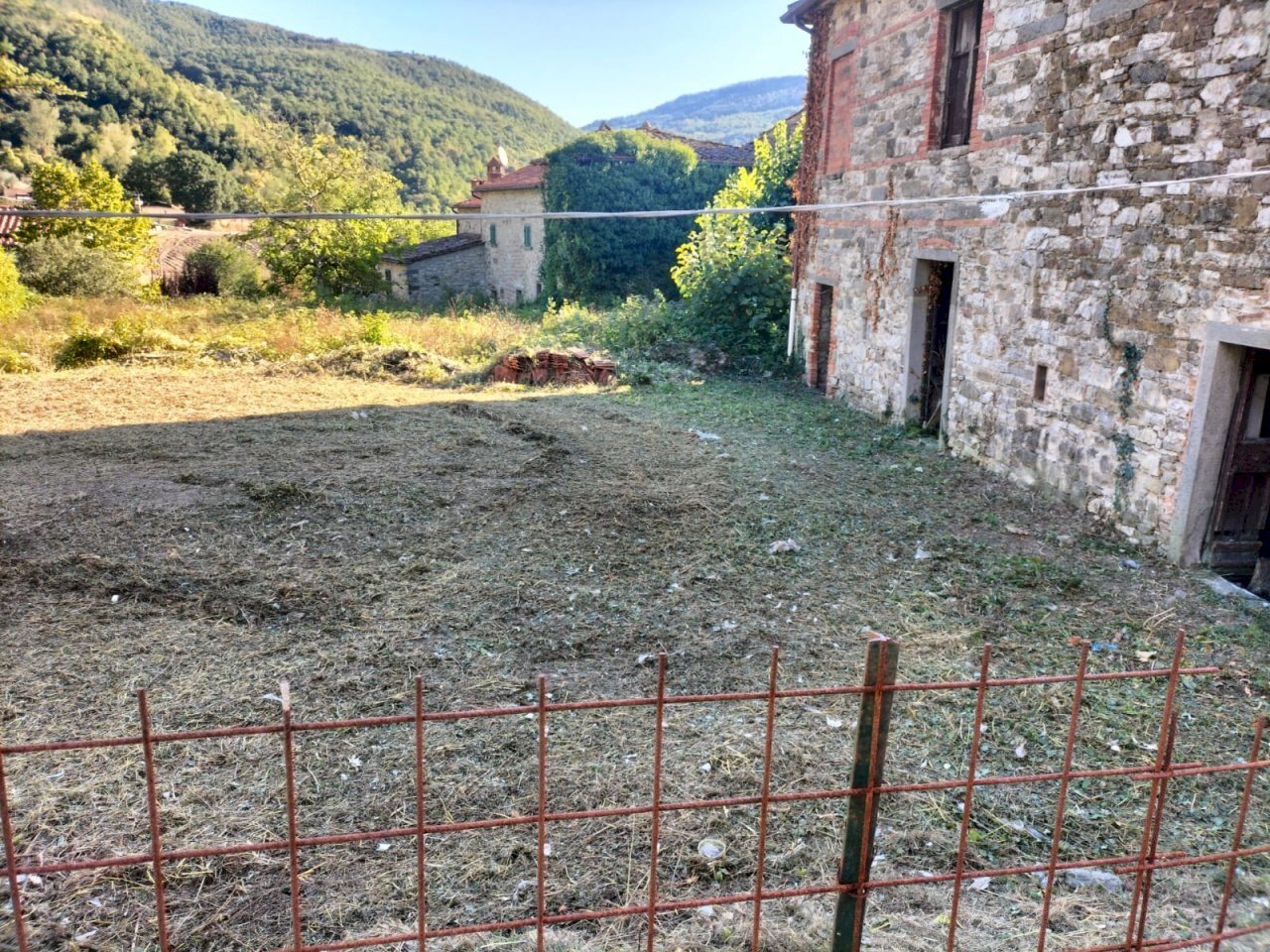 Foto 1 - Villa Località Rosina
 
6, Chitignano - foto 1