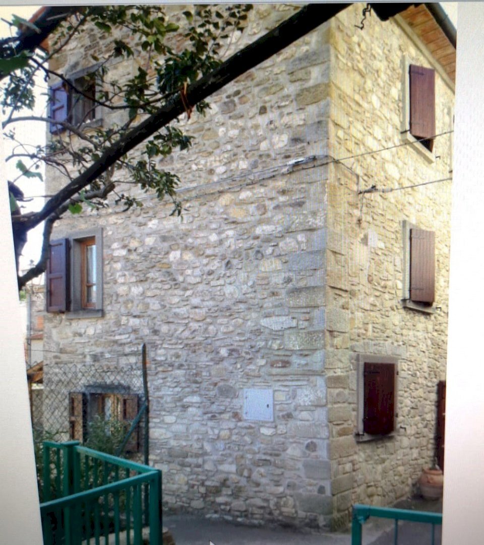Foto 1 - Casa semi indipendente VIA BORGUCCIO
 
12, Castel Focognano - foto 1