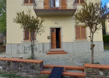 Foto 1 - Casa semi indipendente via Arno
 
4, Bibbiena - foto 1