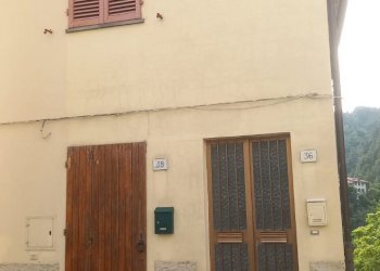 Foto 1 - Quadrilocale VIA DELLA PORTA
 
36, Poppi - foto 1