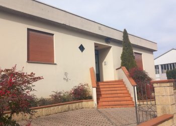 Foto 8 - Trilocale VIA INDUSTRIALE
 
14, Bibbiena - foto 8