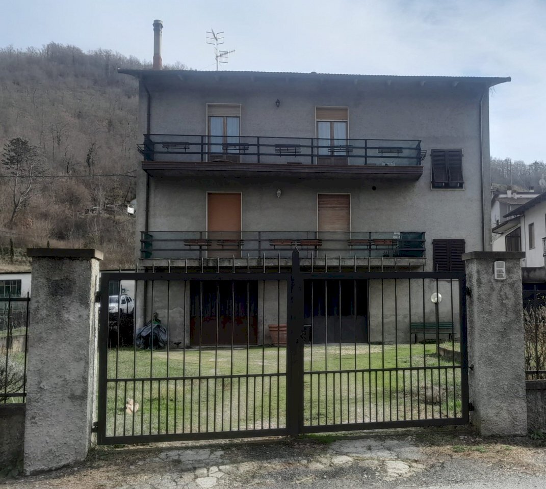 Foto 1 - Quadrilocale via di Bicciano
 
3, Talla - foto 1