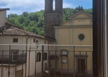 Foto 3 - Quadrilocale piazza San Pietro
 
54, Ortignano Raggiolo - foto 3