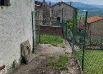 Foto 2 - Casa semi indipendente strada comunale di Marciano
 
3, Bibbiena - foto 2