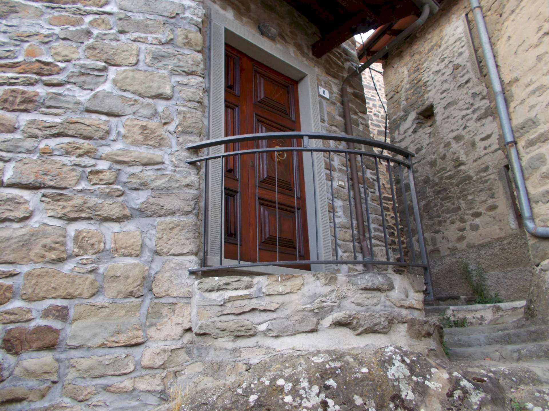 Foto 2 - Quadrilocale LOCALITA RAGGIOLO
 
8, Ortignano Raggiolo - foto 2