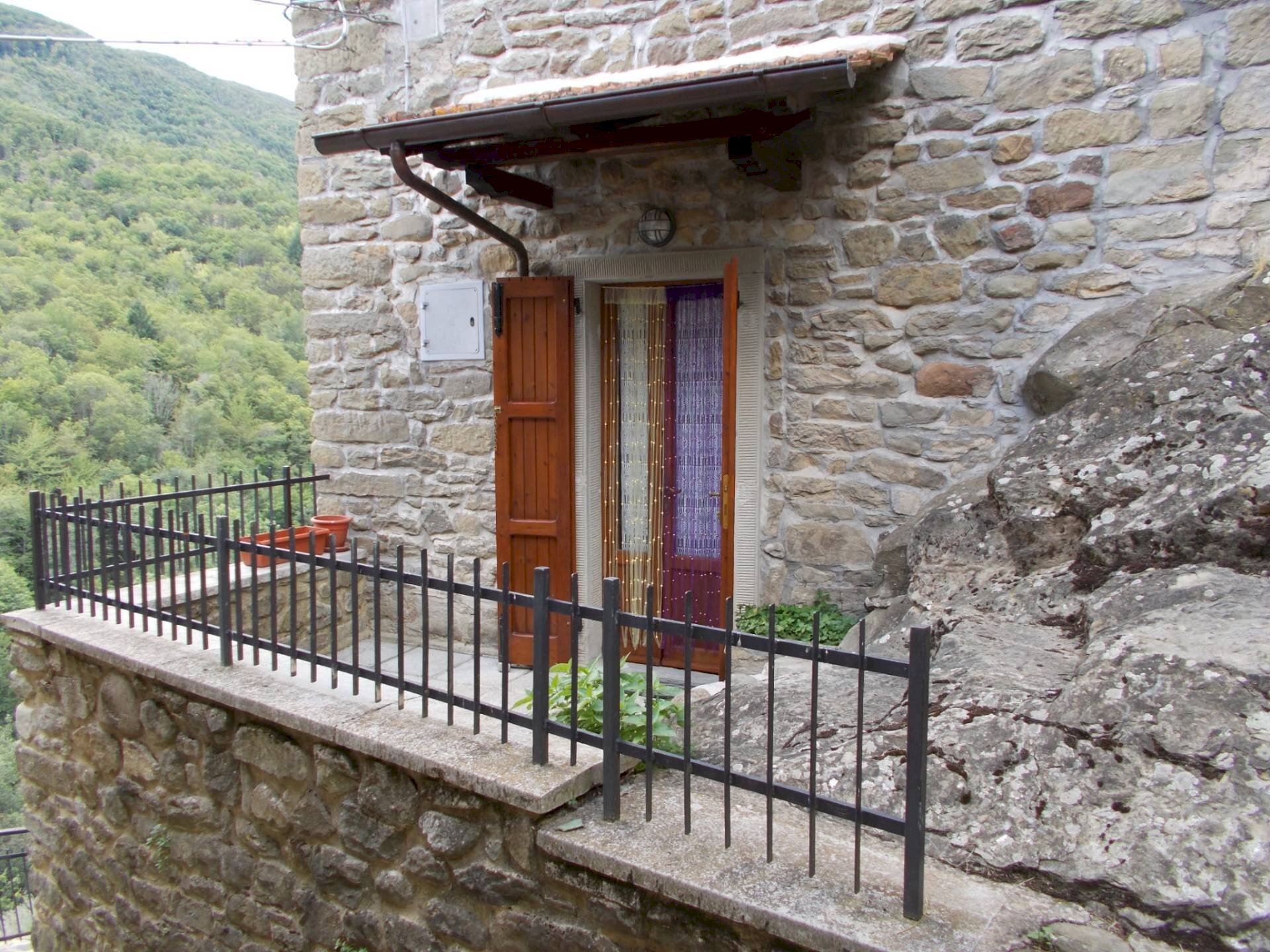 Foto 3 - Quadrilocale LOCALITA RAGGIOLO
 
8, Ortignano Raggiolo - foto 3