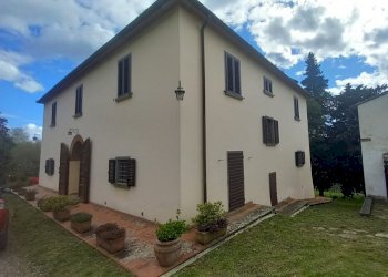 Foto 1 - Villa Loc. Sant'Angelo a Montegiovi
 
13, Subbiano - foto 1
