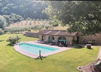 Foto 5 - Villa LOC TULLIANO
 
27, Castel Focognano - foto 5