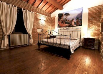 Foto 22 - Villa LOC TULLIANO
 
27, Castel Focognano - foto 22