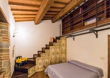 Foto 24 - Villa LOC TULLIANO
 
27, Castel Focognano - foto 24