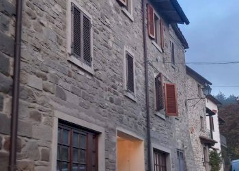 Foto 1 - Casa semi indipendente VIA LASTRI  MOGGIONA
 
11, Poppi - foto 1