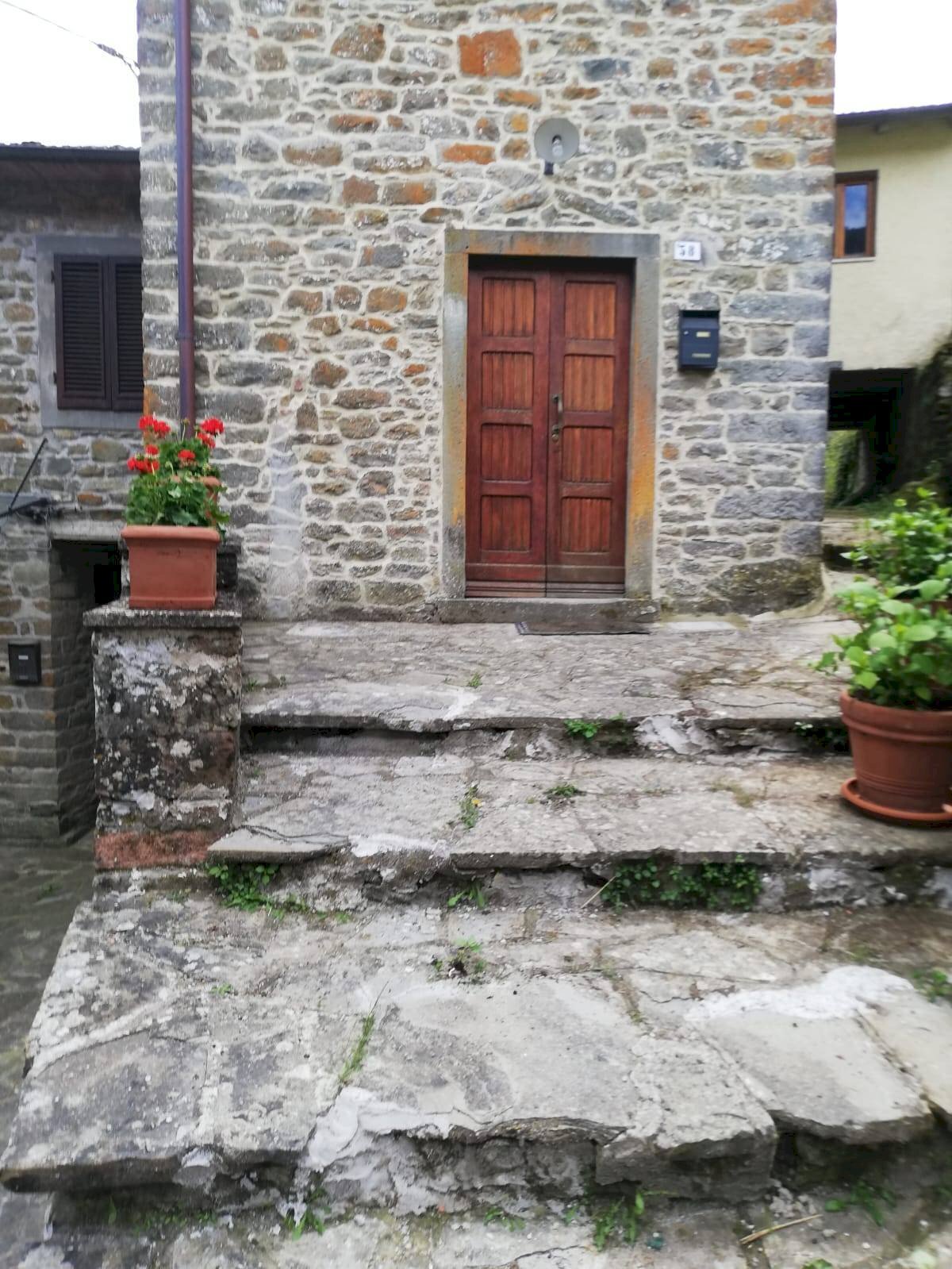 Foto 2 - Independent house VIA MOLINO
38, Ortignano Raggiolo - photo 2