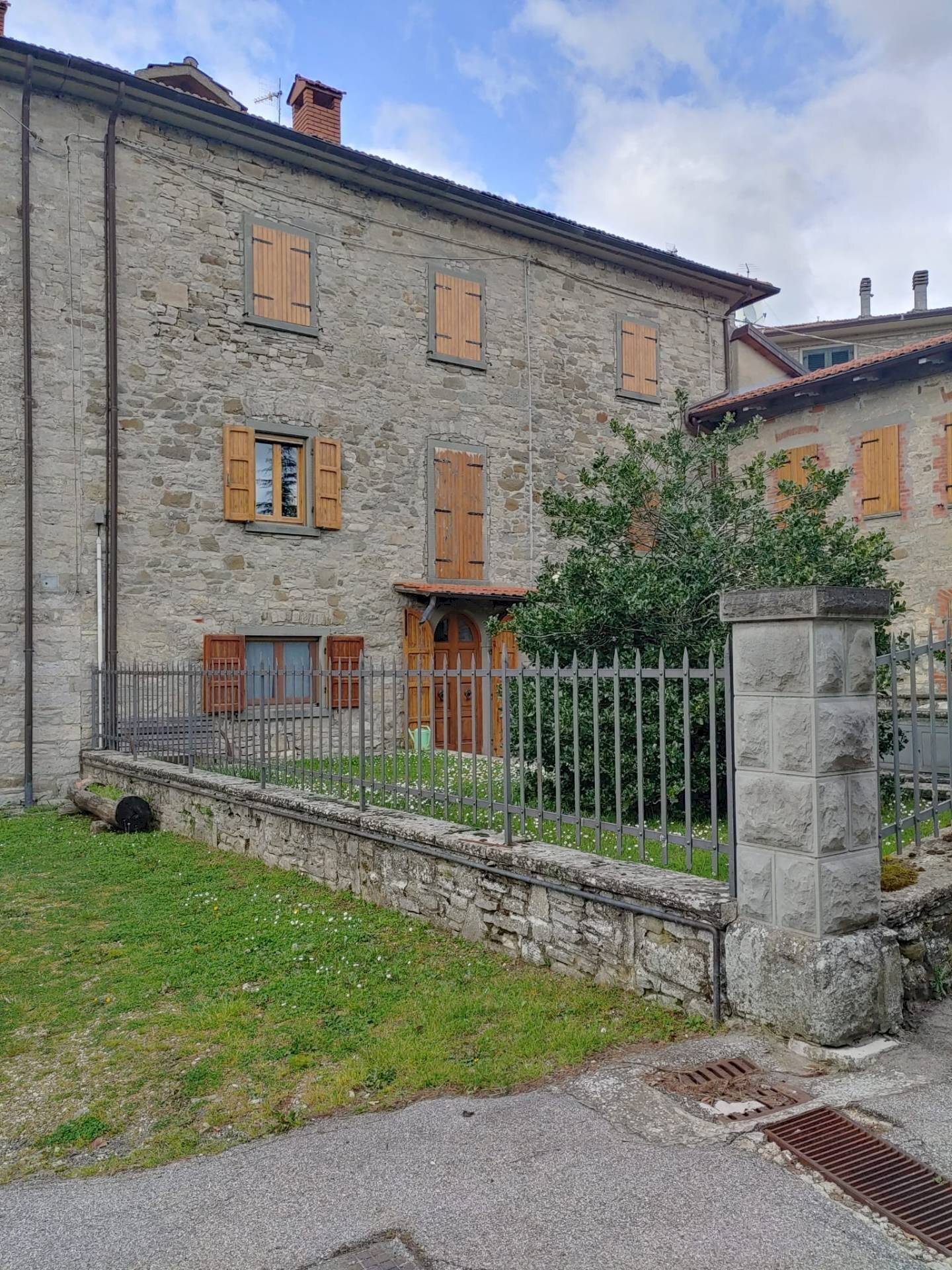 Foto 1 - Bilocale LOC COREZZO
 
52, Chiusi della Verna - foto 1