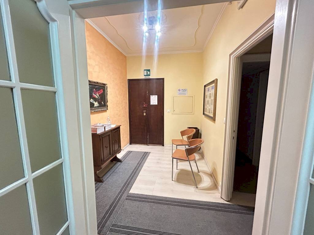 Ingresso - Office via Antonio Cecchi, 4, Genova - photo 2