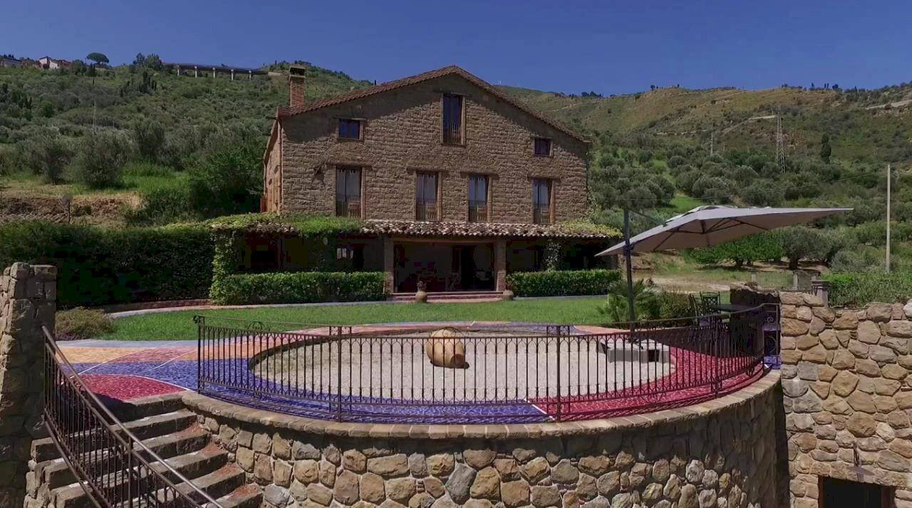 Foto 2 - Rustic Reitano
 
sncn, Reitano - photo 2