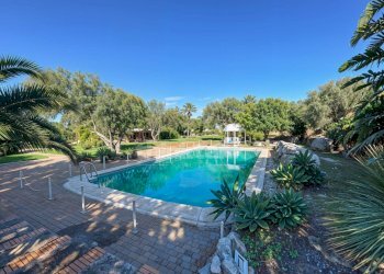 Foto 5 - Villa via isola
 
SNC, Siracusa - foto 5