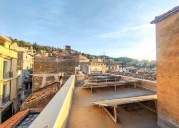 Foto 43 - Villa Piazza Enrico Cimbali
 
snc, Bronte - foto 43