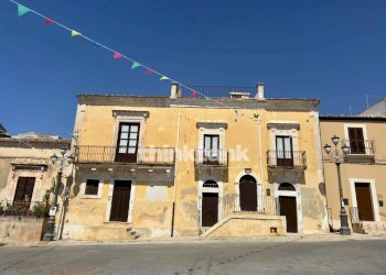 Foto 2 - Villa Piazza Sant' Antonio
 
snc, Ispica - foto 2