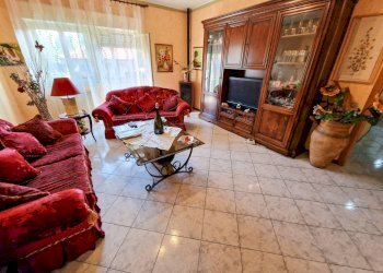 Foto 5 - Quadrilocale Via Generale Cascino
 
snc, Pedara - foto 5