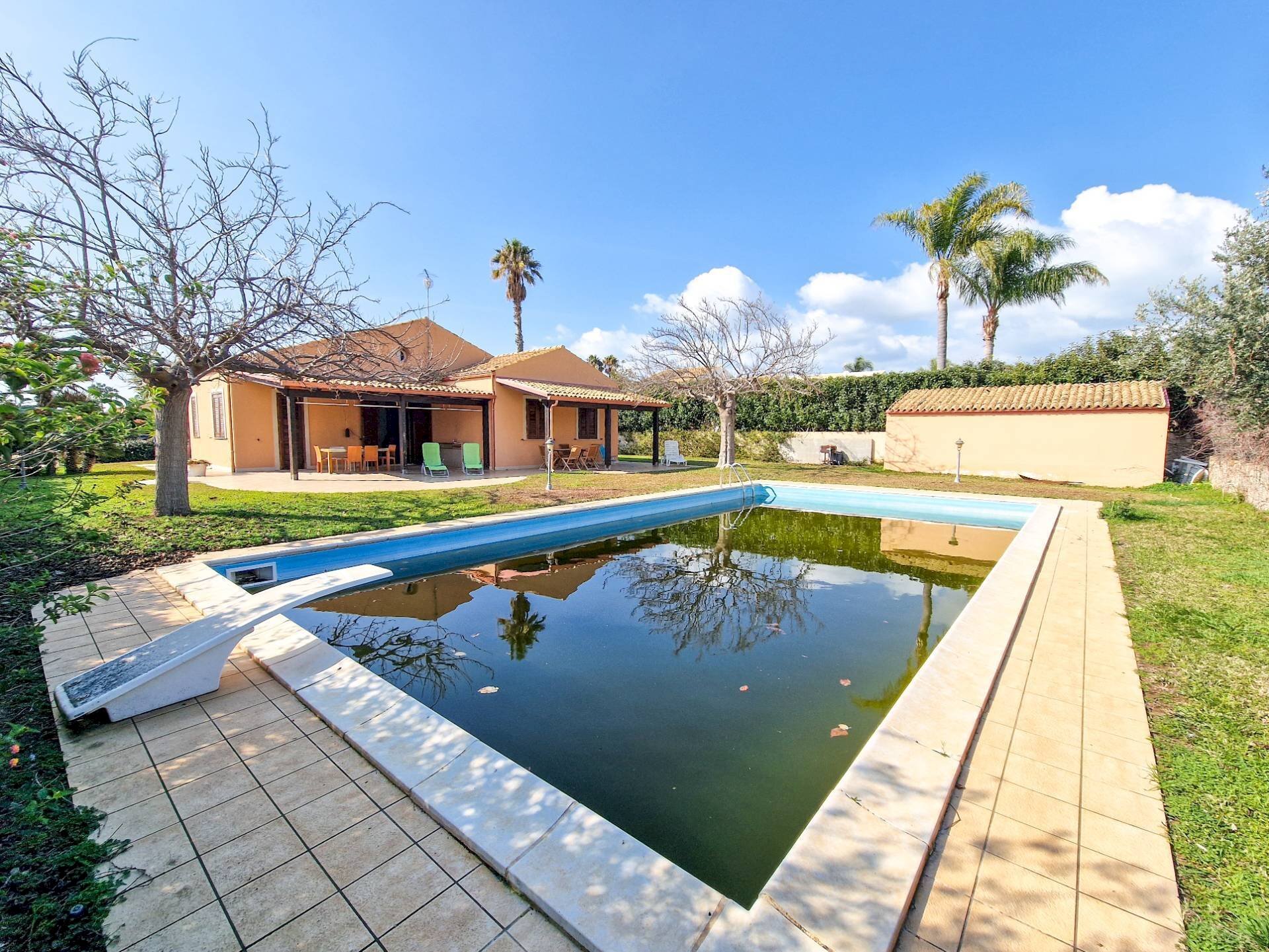 Foto 1 - Villa Viale Enzo Ferrari
 
snc, Scicli - foto 1