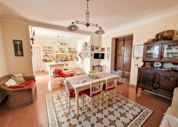 Foto 10 - Villa Viale Del Lavoro
 
snc, Scicli - foto 10