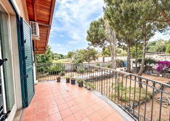 Foto 8 - Villa via vecchiuzzi
 
snc, Aci Bonaccorsi - foto 8