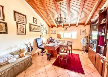 Foto 13 - Villa via vecchiuzzi
 
snc, Aci Bonaccorsi - foto 13