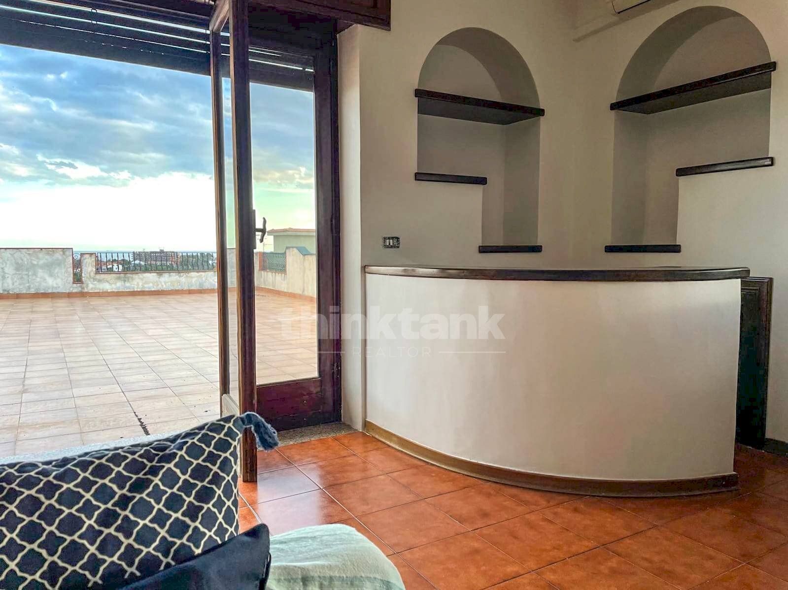 Foto 2 - Attico Via Firenze
 
snc, Giardini-Naxos - foto 2