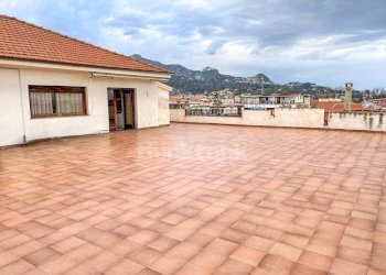 Foto 1 - Attico Via Firenze
 
snc, Giardini-Naxos - foto 1