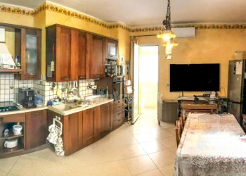 Foto 1 - Appartamento via Litrussa
 
3, Acireale - foto 1