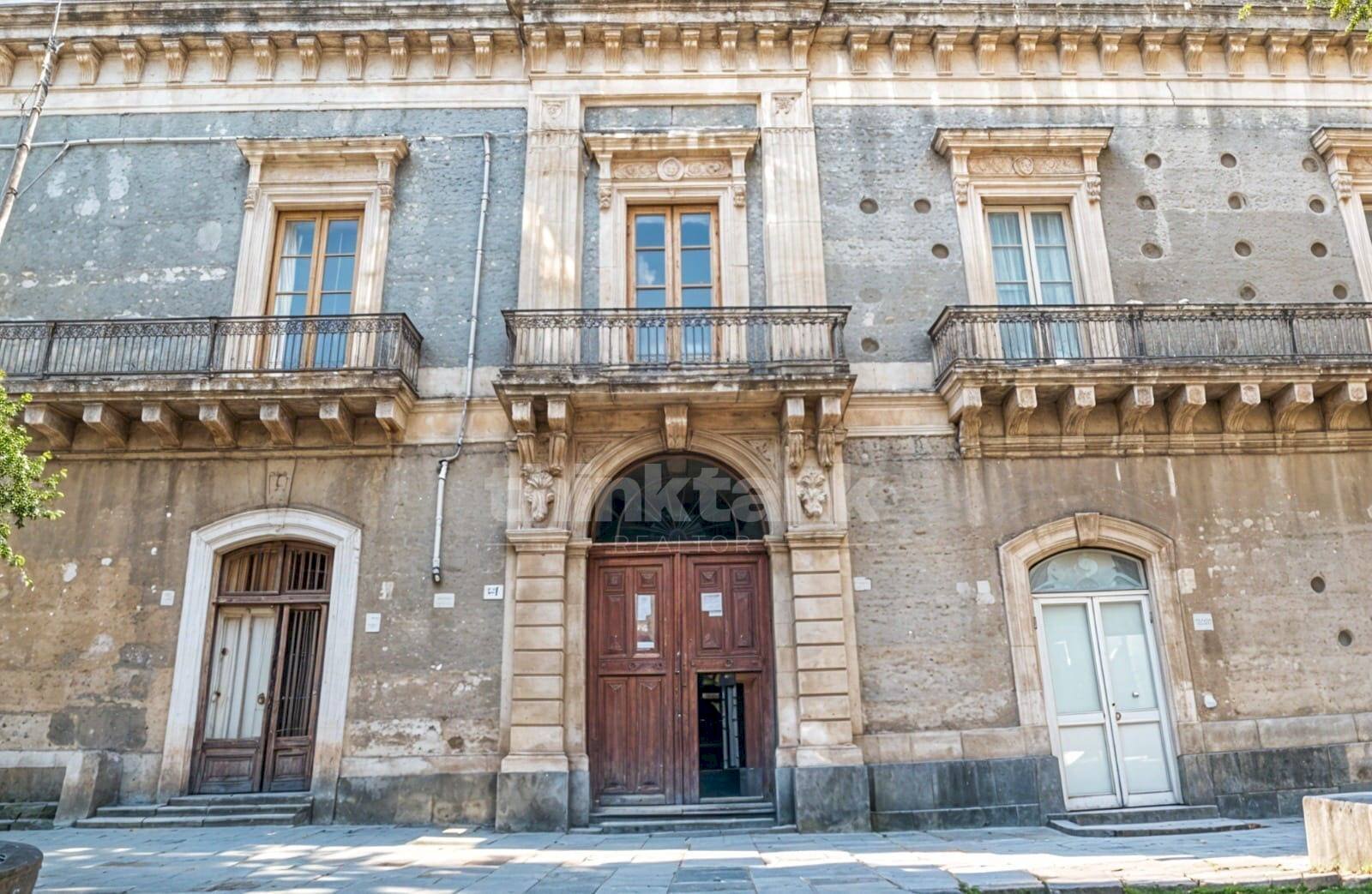 Foto 2 - Villa Via Vittorio Emanuele
 
Snc, Aci Sant'Antonio - foto 2